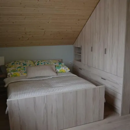 Pod Morskimi Klonami *