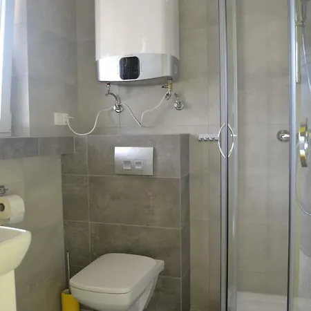 Pod Morskimi Klonami